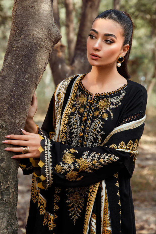 3PC Embroidered MM0048