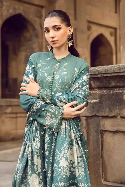 3PC Embroidered MM0043